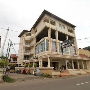 Hotel Oyo 317 Choy's Waterfront, Negombo