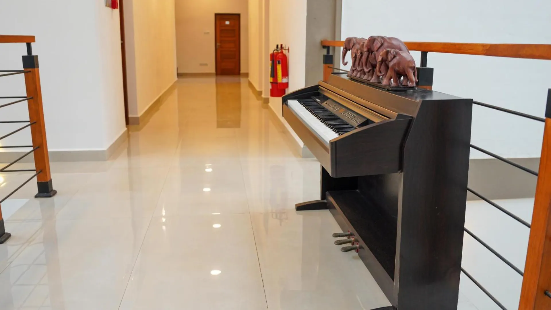 Blue Bird Hotels Negombo 3*,  Sri Lanka